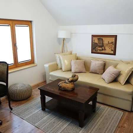 Airport Loft - Galleria Belgrad