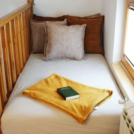 Airport Loft - Galleria Apartament Belgrad