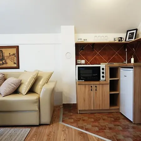 Airport Loft - Galleria Апартаменты *